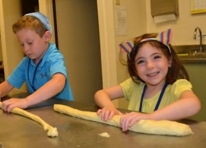 Kids Making Challah