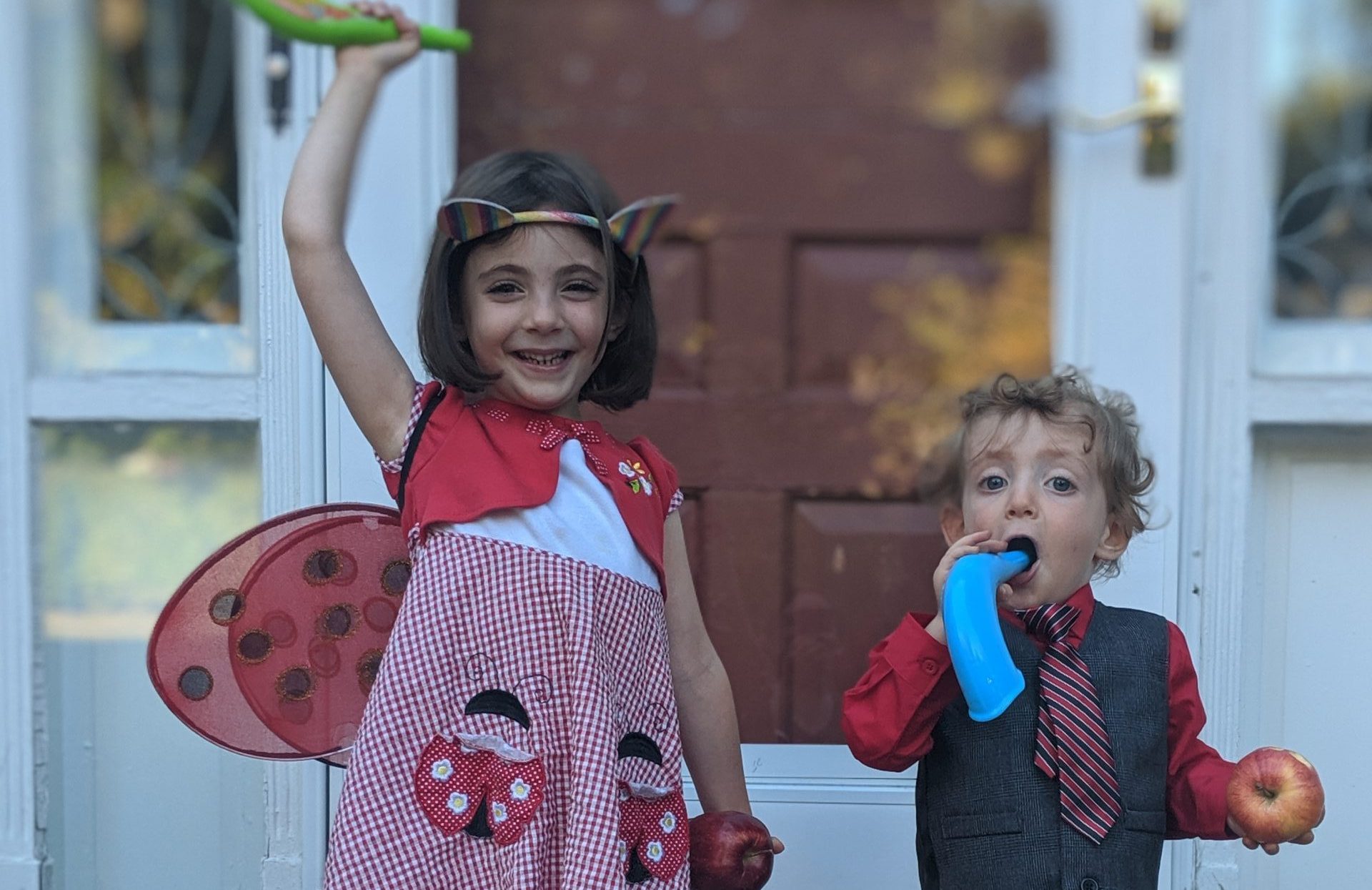 Figure 1 Kira & Cayden, Rosh HaShanah 2019